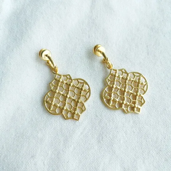 Julie Vos Hoop & Charm Earrings - Helene - Gold